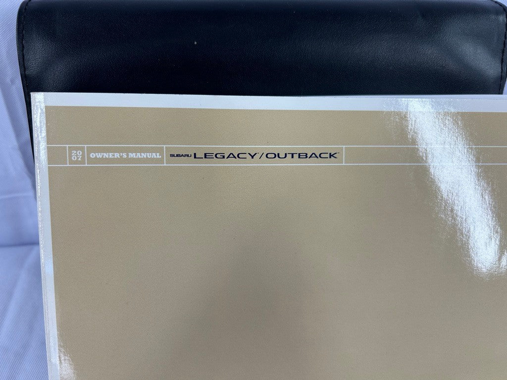 2007 Subaru Outback Owner's Manual Guide with Case OEM