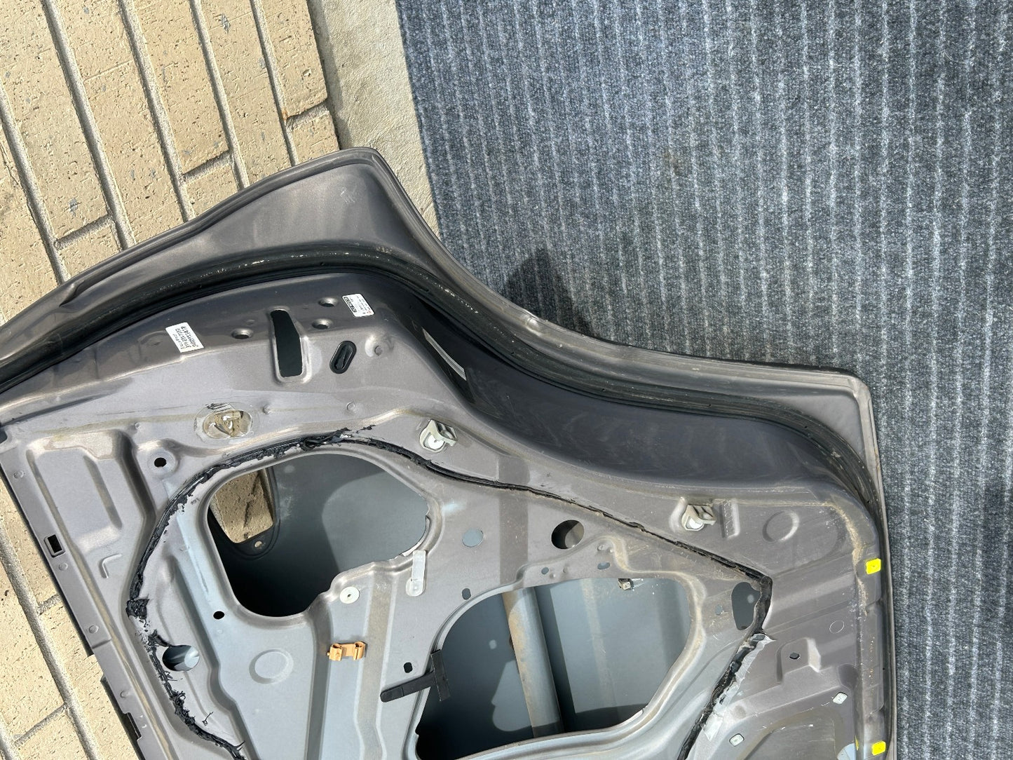 1998-2002 Lexus LX470 Right Rear Door Shell 1C2 Smoky Topaz Mica 67003-60251