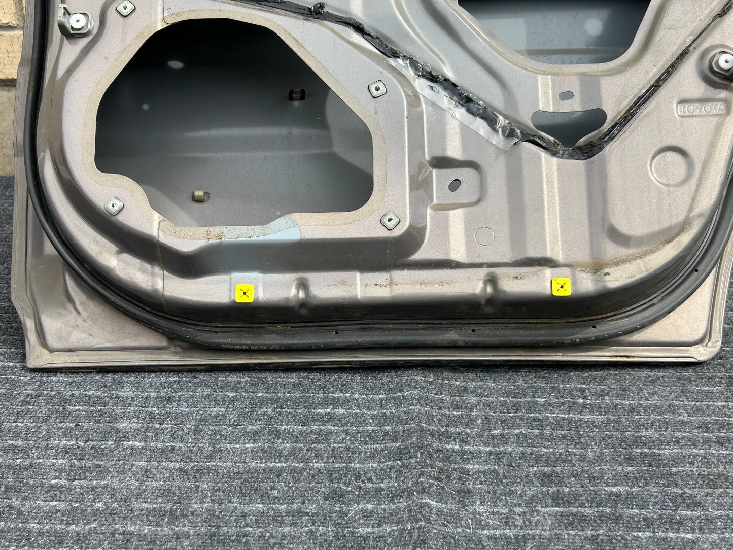 1998-2002 Lexus LX470 Right Rear Door Shell 1C2 Smoky Topaz Mica 67003-60251