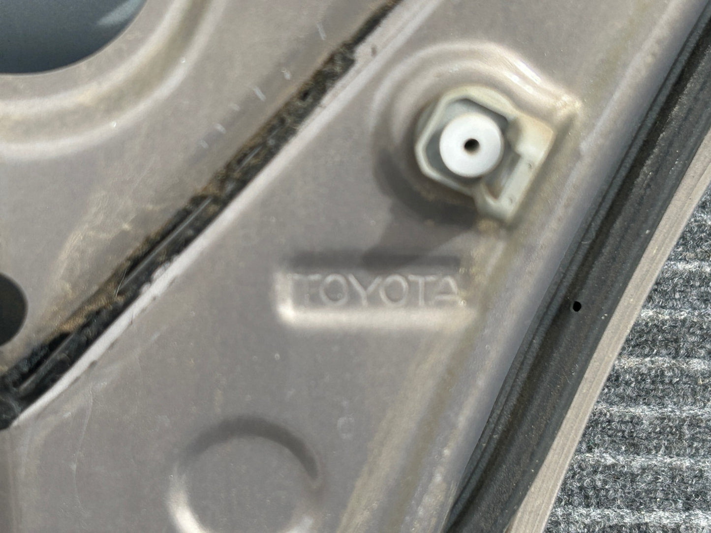 1998-2002 Lexus LX470 Right Rear Door Shell 1C2 Smoky Topaz Mica 67003-60251
