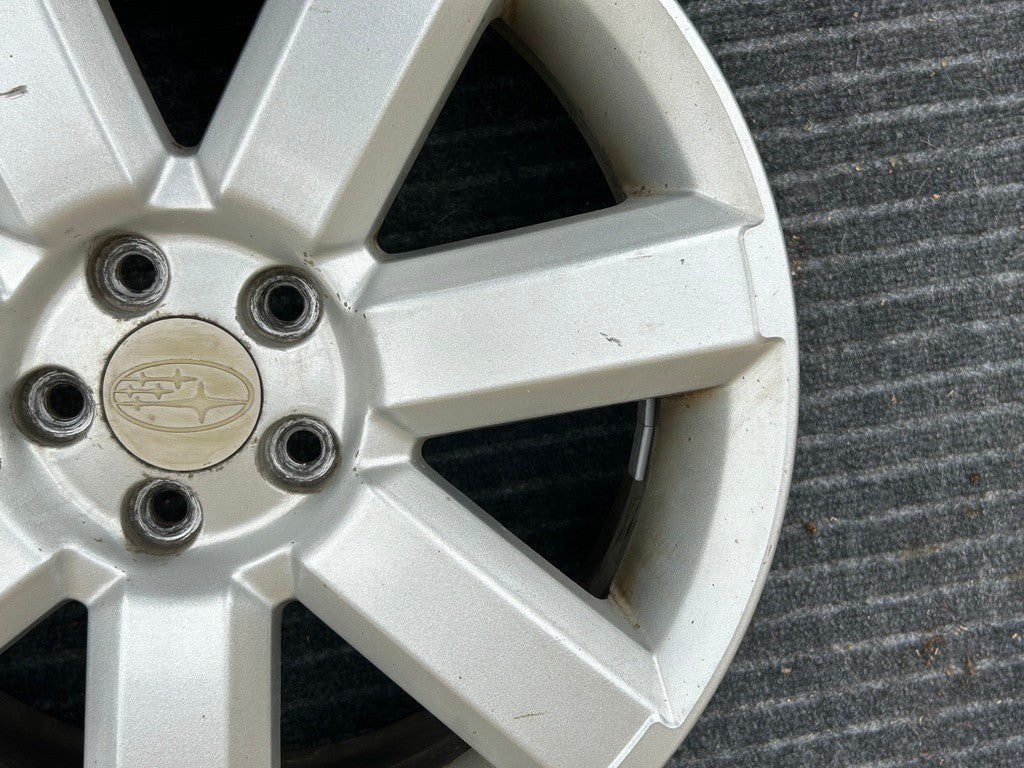 2008-2009 Subaru Legacy Alloy 7 Spoke 17x7J 17-inch Wheel Rim 5-Bolt OEM
