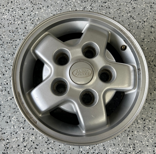 Land Rover Discovery 2000-2002 16X7 Aluminum Alloy Chrome 5 Spoke Wheel