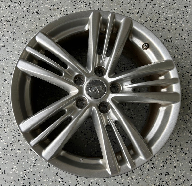 Infiniti Rim Wheel 17X7-1/2 J 17-INCH Alloy 5 Triple Spoke with Tpms Sensor OEM
