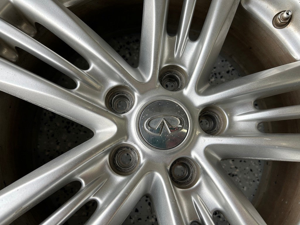 Infiniti Rim Wheel 17X7-1/2 J 17-INCH Alloy 5 Triple Spoke with Tpms Sensor OEM