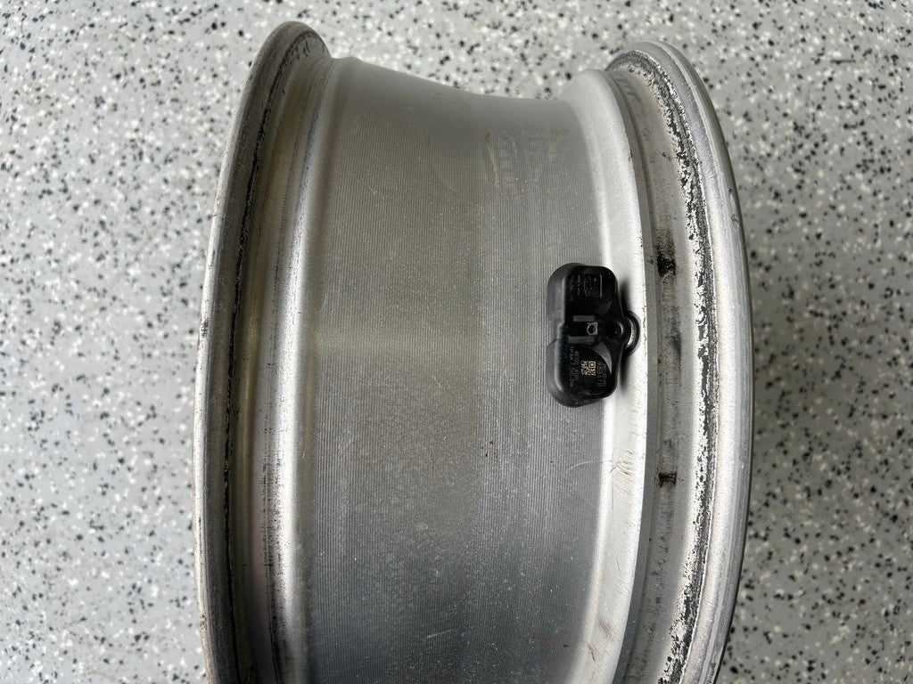 Infiniti Rim Wheel 17X7-1/2 J 17-INCH Alloy 5 Triple Spoke with Tpms Sensor OEM