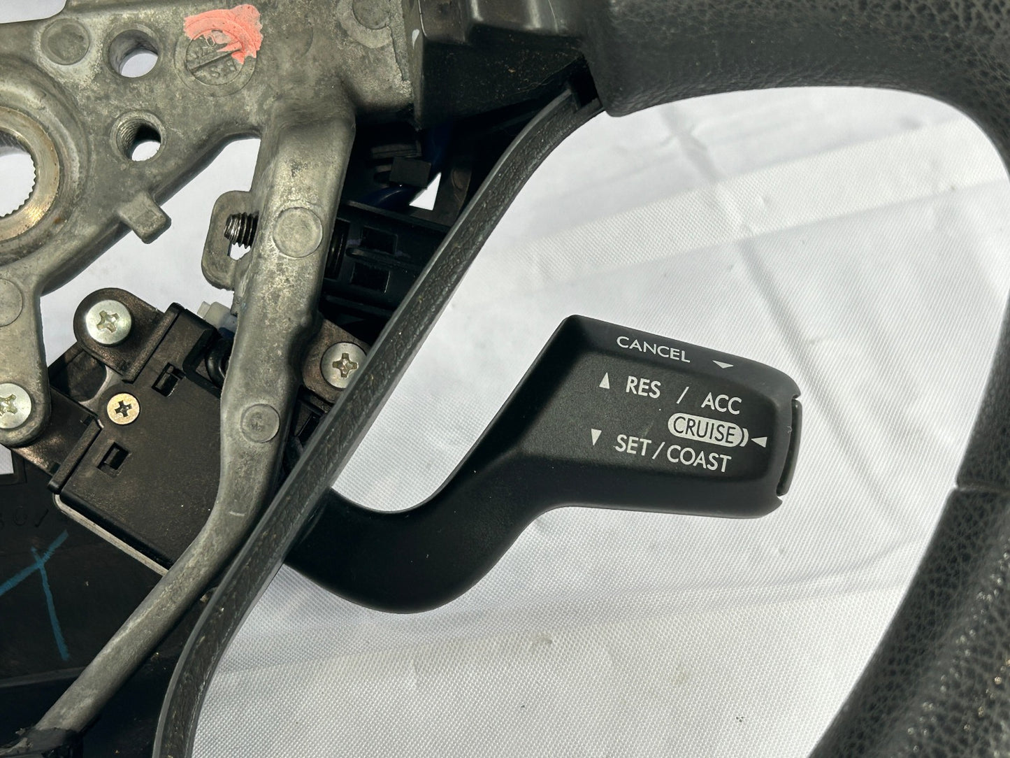 2006-2008 Subaru Forester 2.5X Steering Wheel & Cruise Control Switch OEM