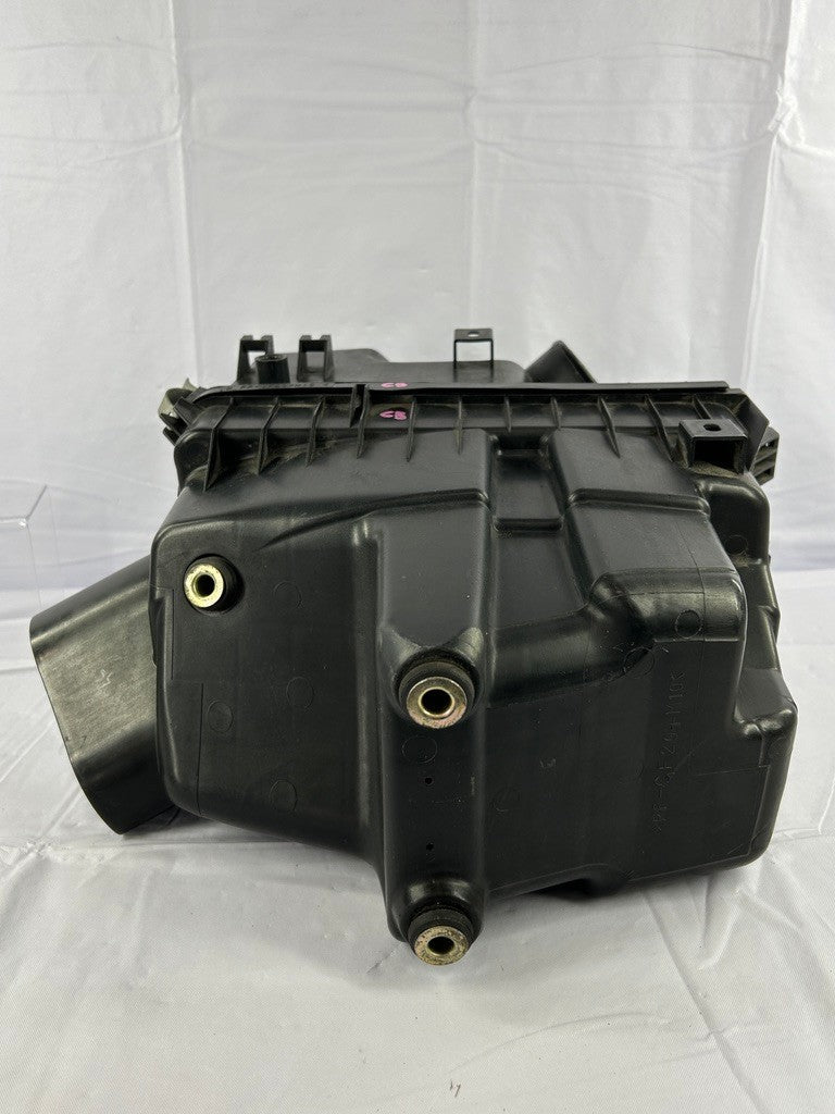 2000-2003 Toyota Sienna Air Intake Resonator Box 17700-0A170 OEM