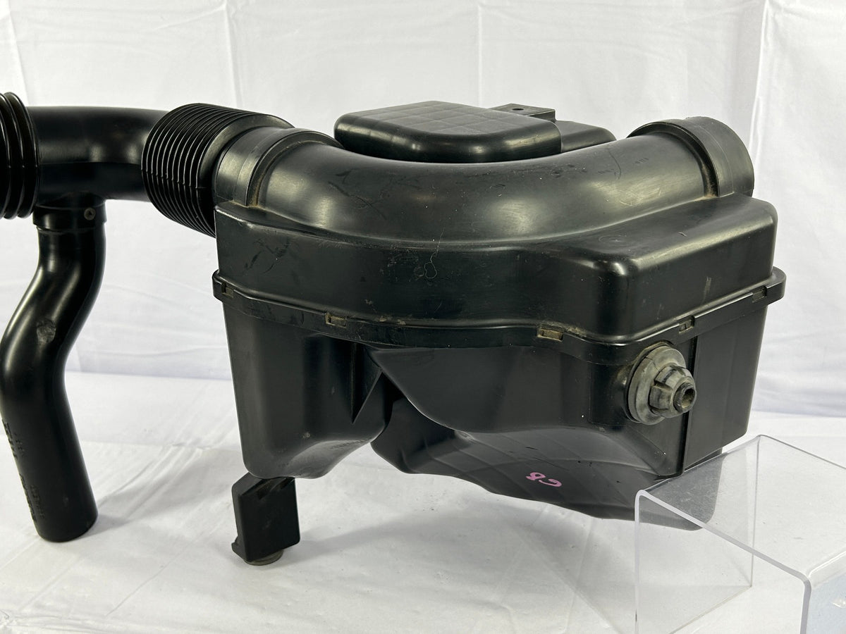 2003-2004 Subaru Forester Engine Air Intake Resonator & Hose OEM 46043SA000