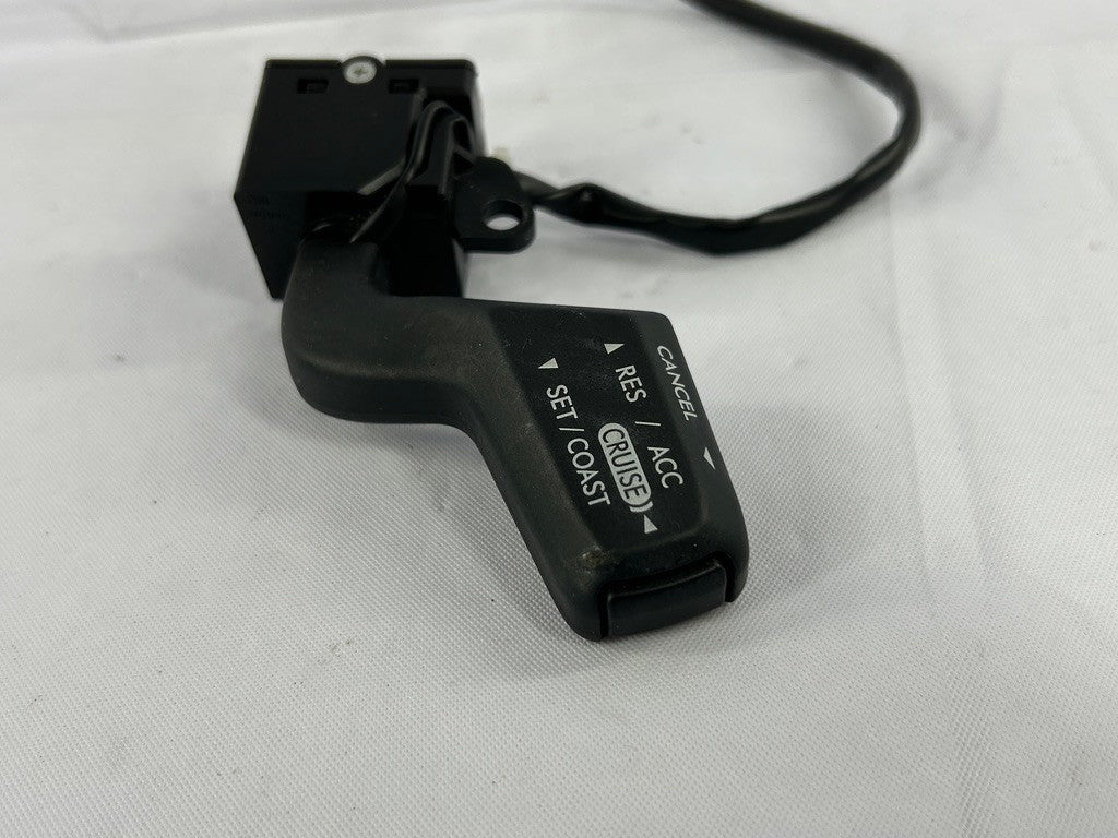 2005-2007 Subaru Outback Legacy Cruise Control Switch Stalk OEM