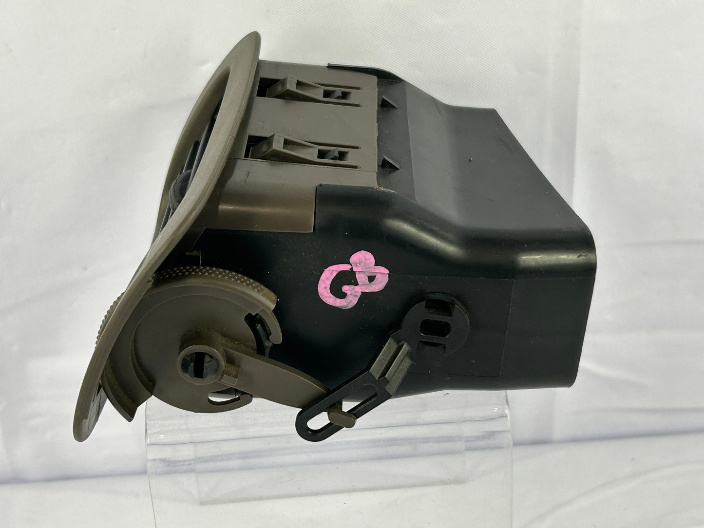 2000-2004 Subaru Outback Right Dash Vent HVAC AC Heater Brown Register OEM