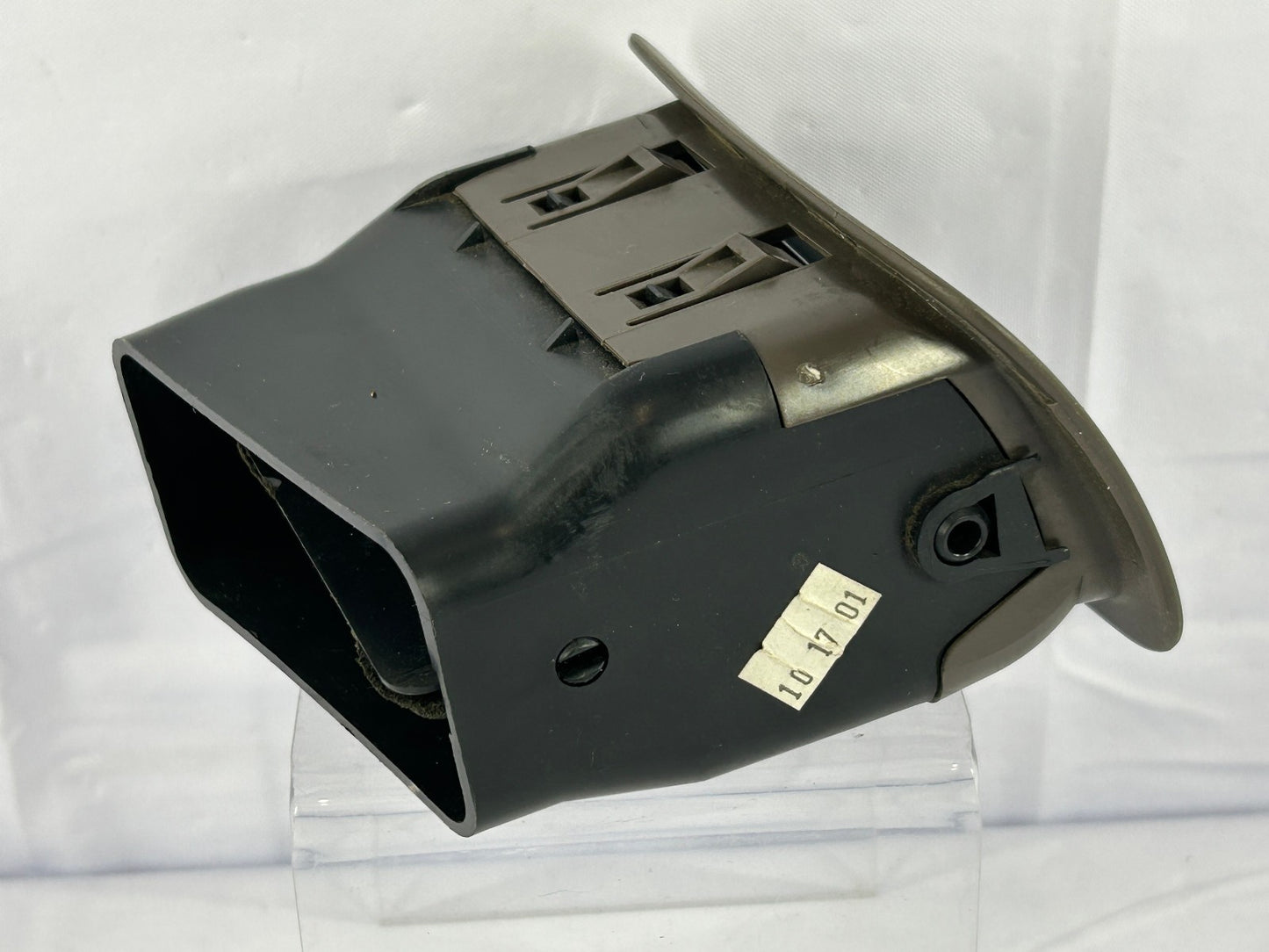 2000-2004 Subaru Outback Right Dash Vent HVAC AC Heater Brown Register OEM