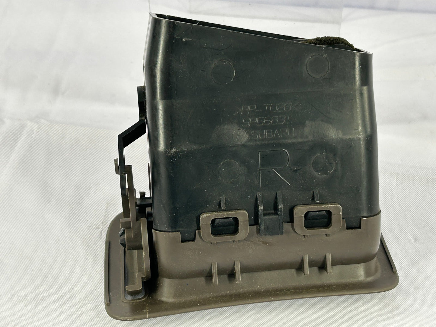 2000-2004 Subaru Outback Right Dash Vent HVAC AC Heater Brown Register OEM