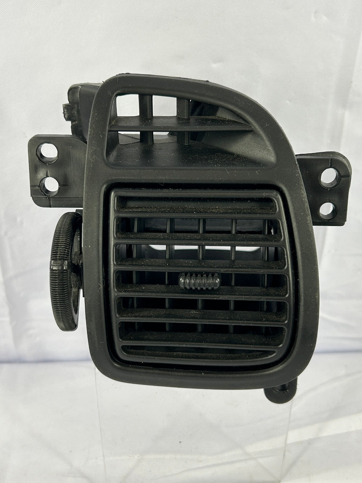 2001-2007 Toyota Sequoia Front Right Dash Vent Outer AC Heater Air Register OEM