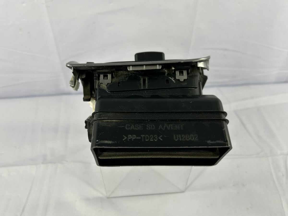 2015-2017 Subaru Outback Right AC Heat Vent Register Trim Grille OEM 66110AL01A