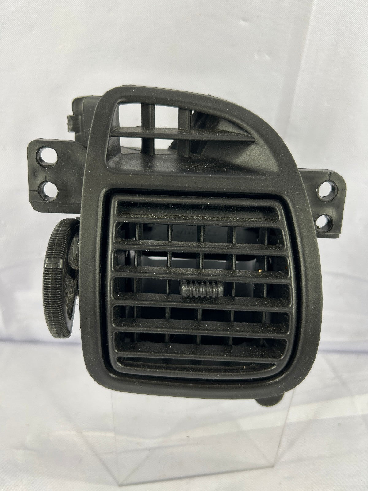 2001-2007 Toyota Sequoia Front Right Dash Vent A/C HVAC OEM