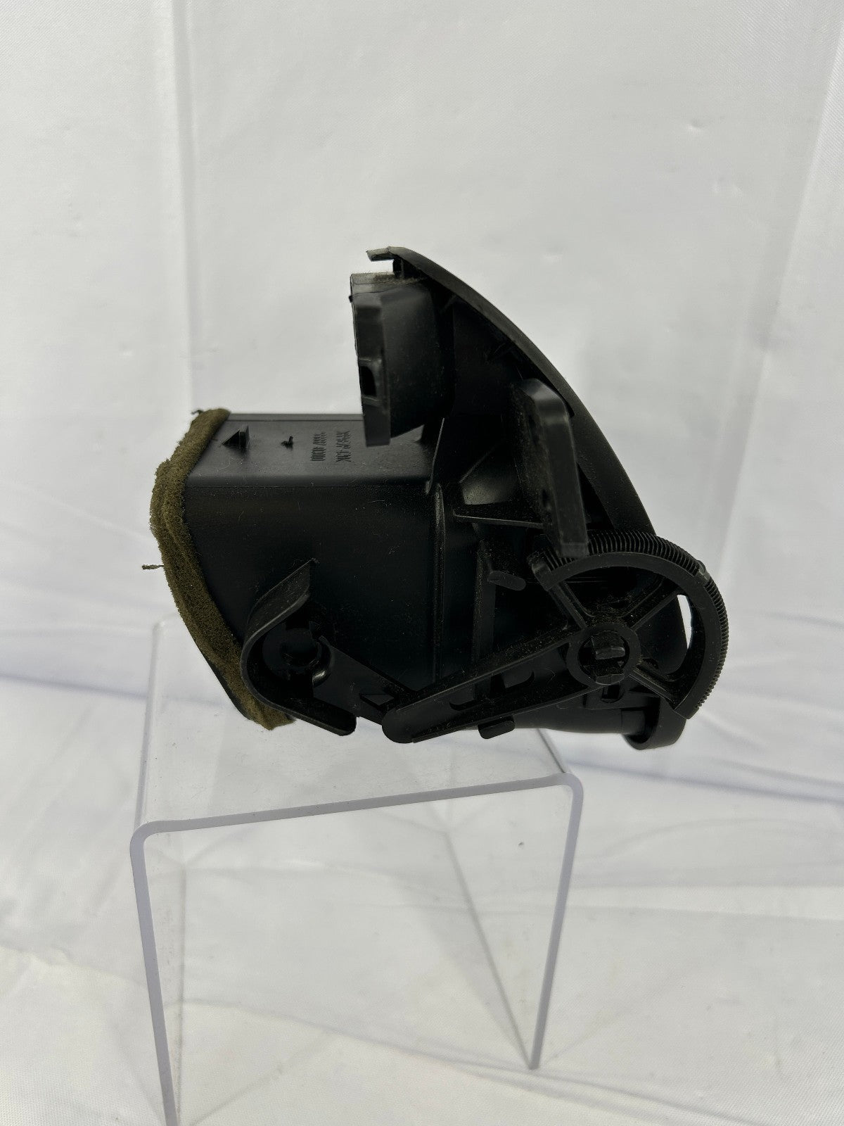 2001-2007 Toyota Sequoia Front Right Dash Vent A/C HVAC OEM