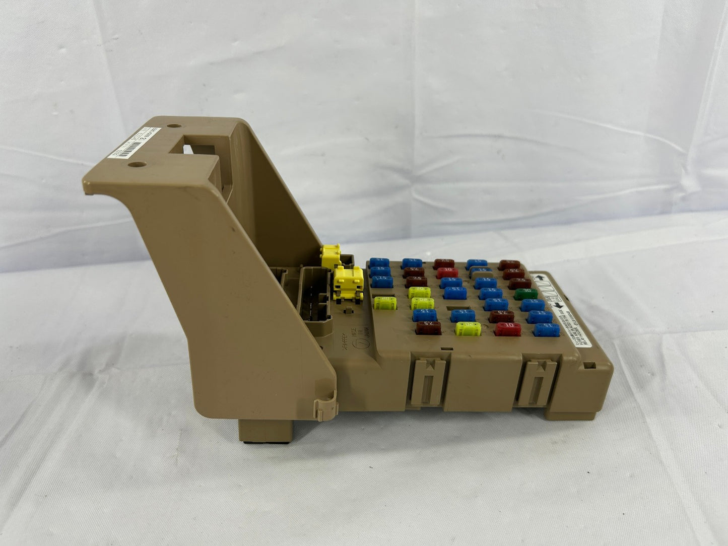 2006-2007 Subaru Legacy Outback Fuse Box Panel 82201AG02B OEM