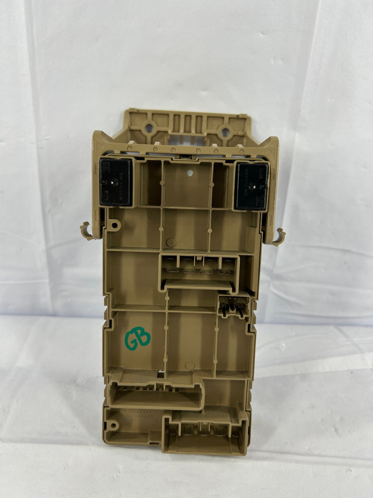 2005 Subaru Legacy or Outback Cabin Fuse Box Panel 82201AG02B OEM