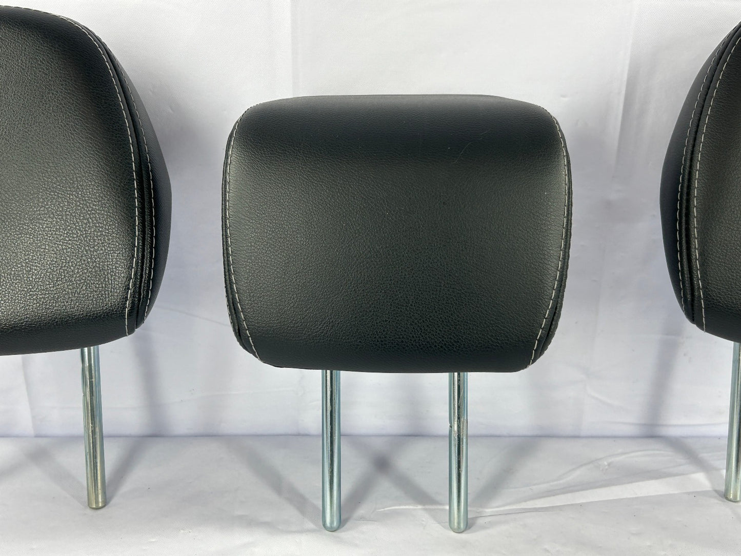 2007-2010 Mitsubishi Outlander Second Row Headrest Set Black Leather OEM