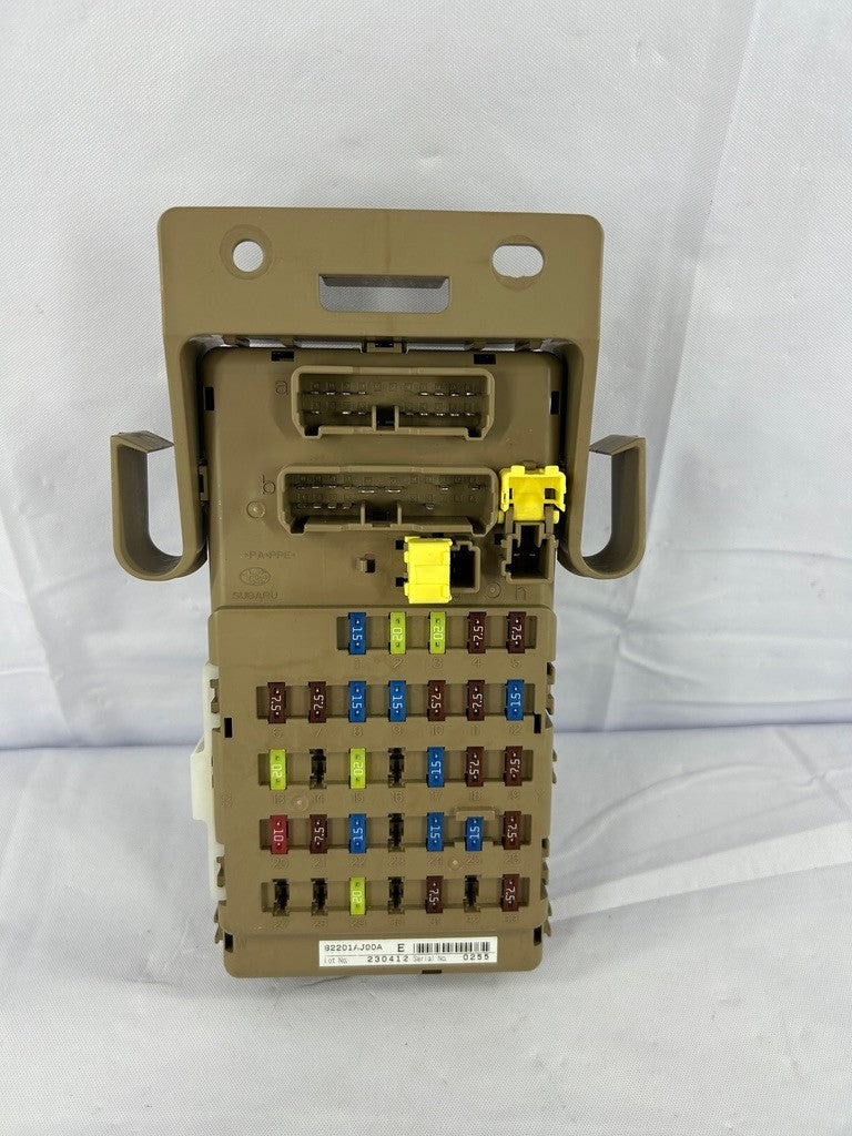 2010-2014 Subaru Legacy Fuse Box Relay Panel 82201AJ00A OEM