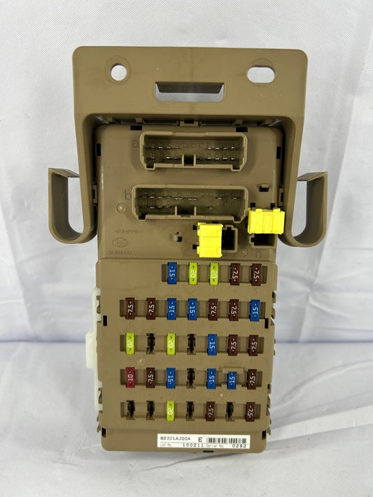 2010-2014 Subaru Legacy Fuse Box Relay Panel 82201AJ00A OEM