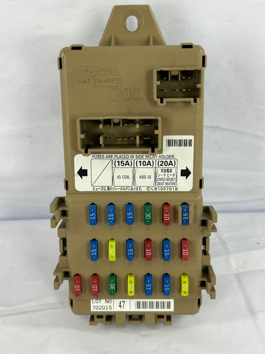 2002-2007 Subaru Impreza Fuse Box Relay Junction Box  82201FE001  OEM