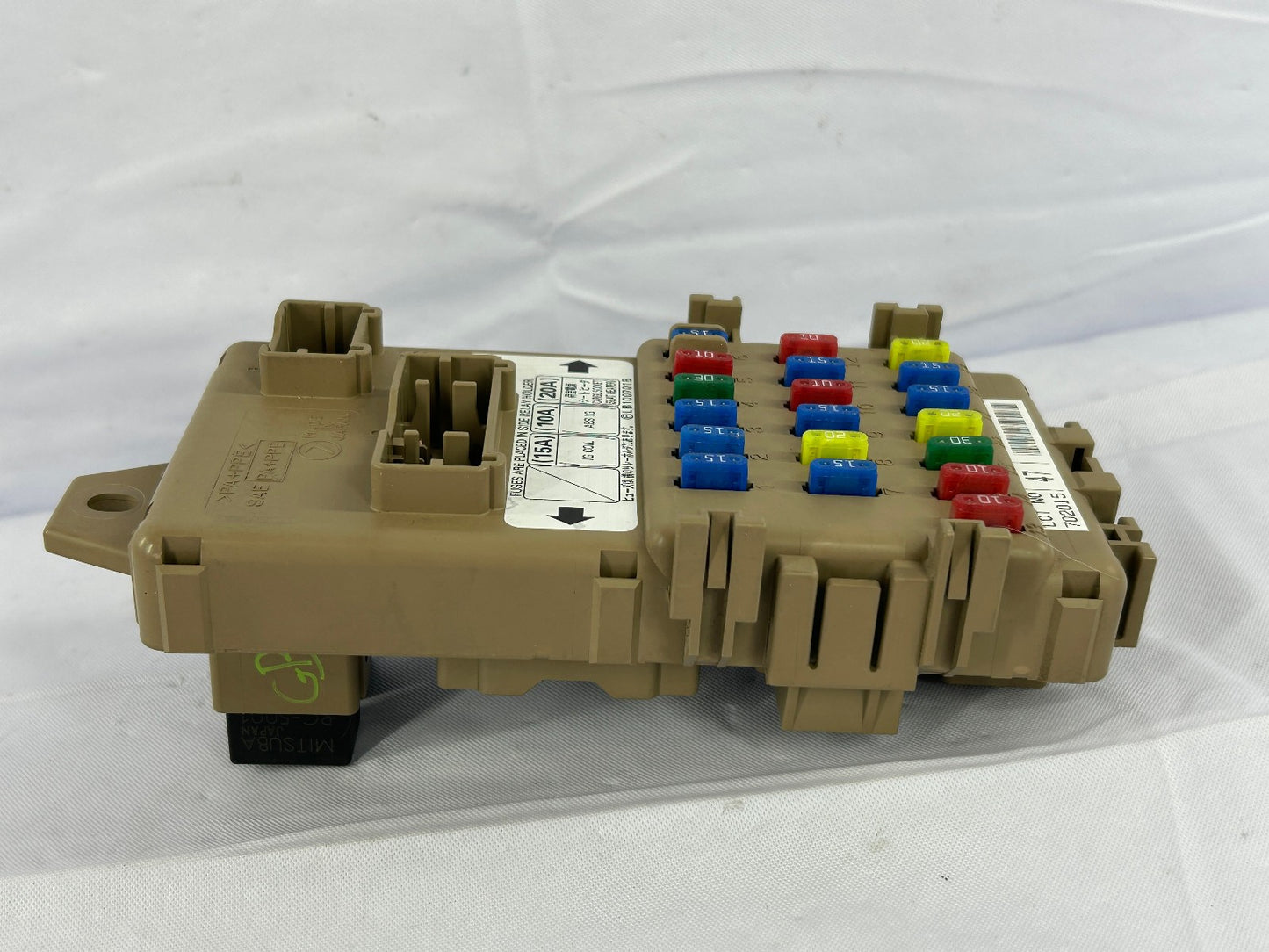 2002-2007 Subaru Impreza Fuse Box Relay Junction Box  82201FE001  OEM