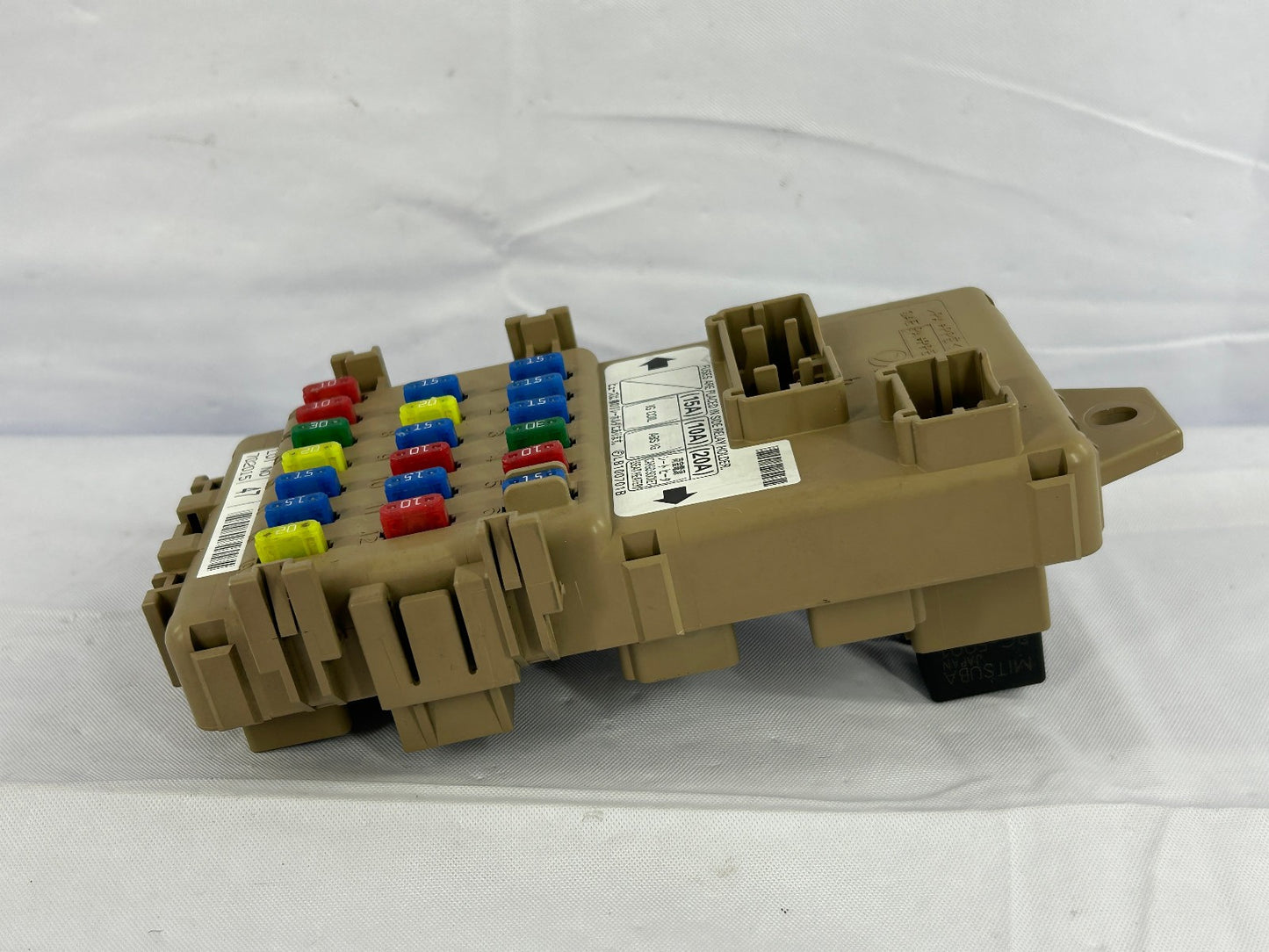2002-2007 Subaru Impreza Fuse Box Relay Junction Box  82201FE001  OEM