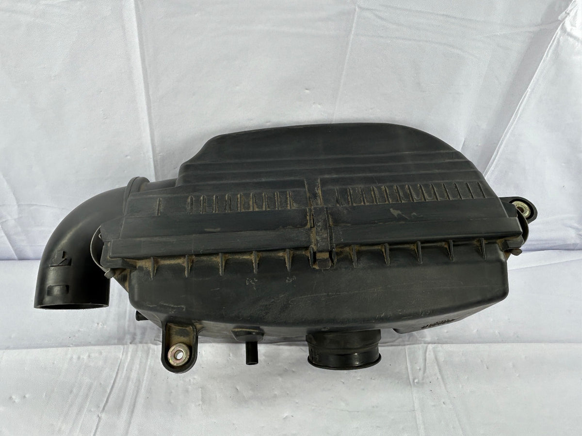Air Filter Box Intake Housing Non Turbo 1999 Subaru Forester 2.5L OEM