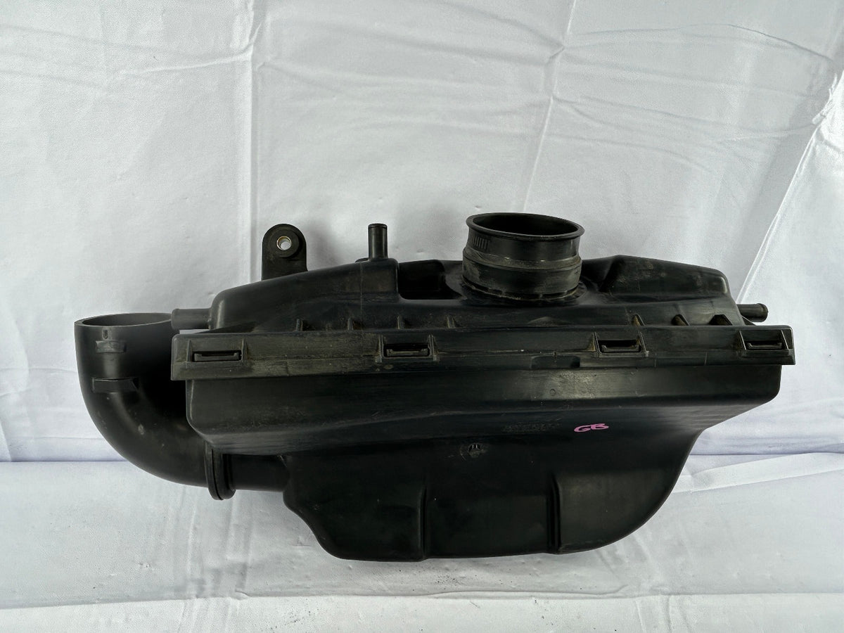 Air Filter Box Intake Housing Non Turbo 1999 Subaru Forester 2.5L OEM