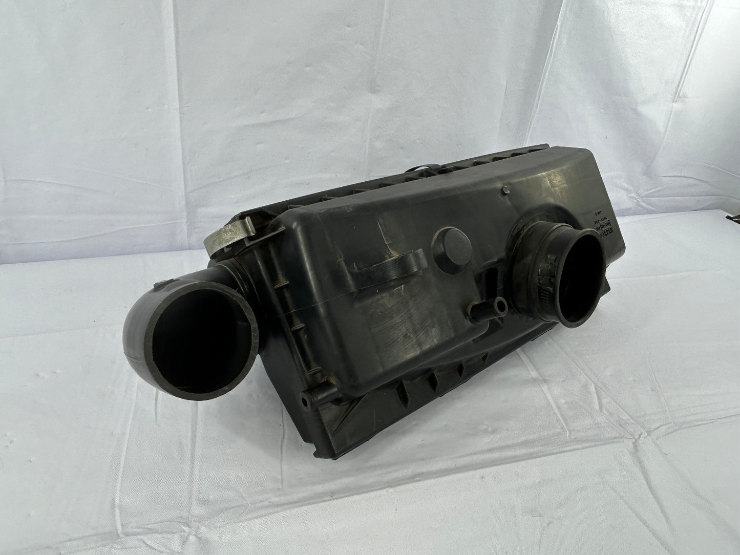 Air Filter Box Intake Housing Non Turbo 1999 Subaru Forester 2.5L OEM