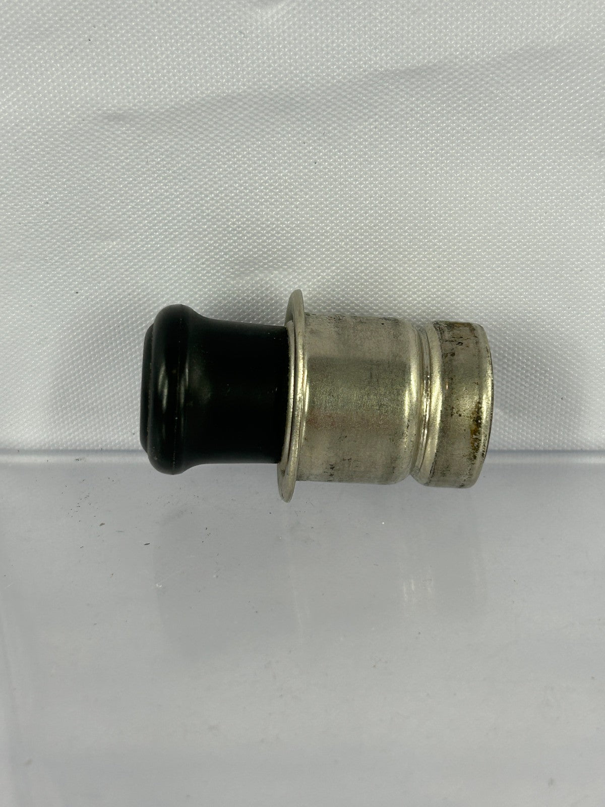 1994-1995 Toyota 4Runner Cigarette Lighter Element and Knob Assembly OEM