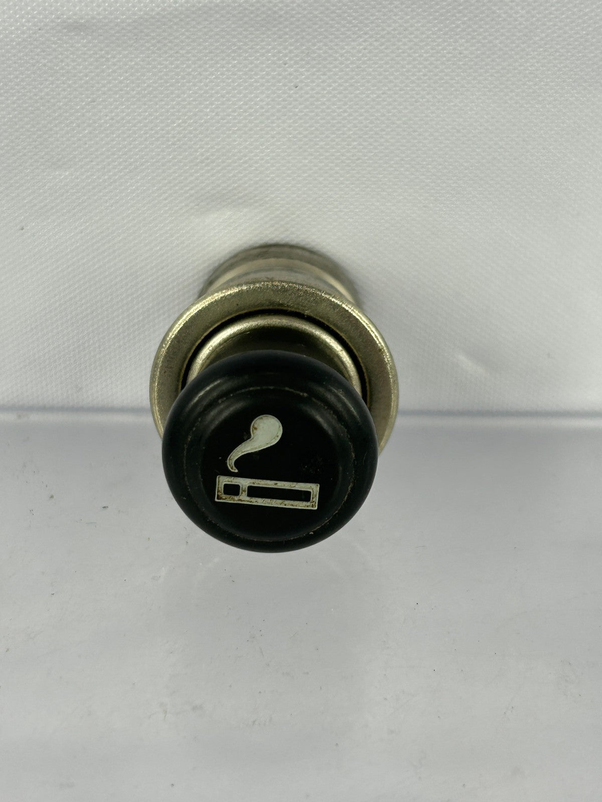 1994-1995 Toyota 4Runner Cigarette Lighter Element and Knob Assembly OEM