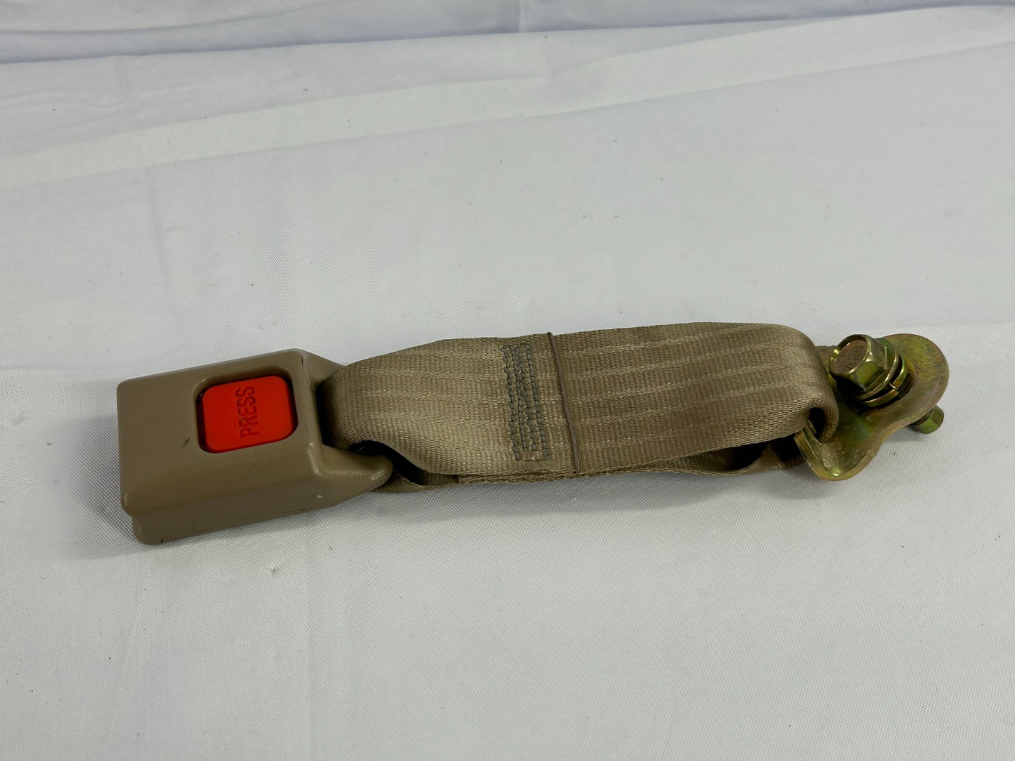 1994-1995 Toyota 4Runner Center Seat Belt Receiver Tan OEM 7338035120E0