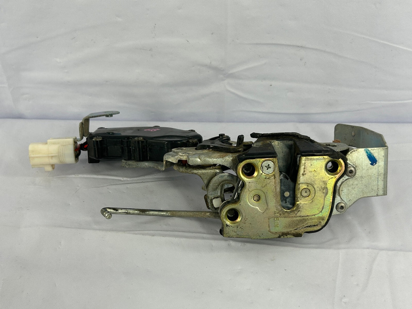 1994-1995 TOYOTA 4RUNNER Door Lock Latch Actuator Rear Right 69330-35070