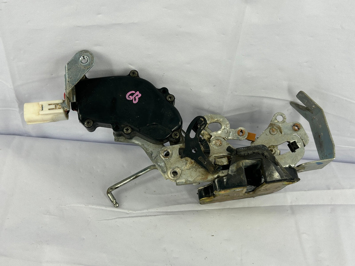 1994-1995 Toyota 4Runner Door Lock Latch Actuator Rear Right 69330-35070