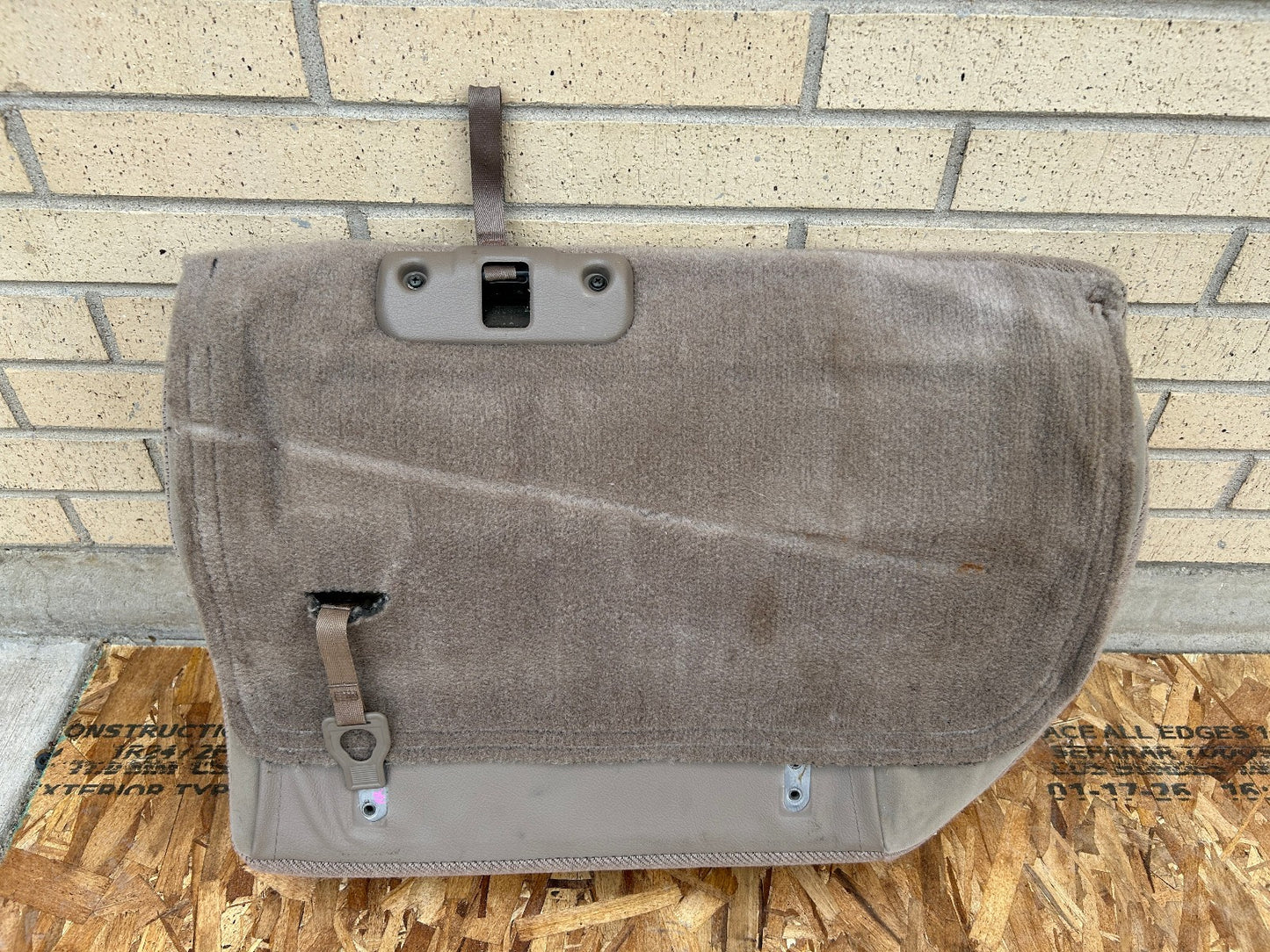 1990-1995 Toyota 4Runner Rear Right Passenger Folding Back Seat Lower Tan OEM