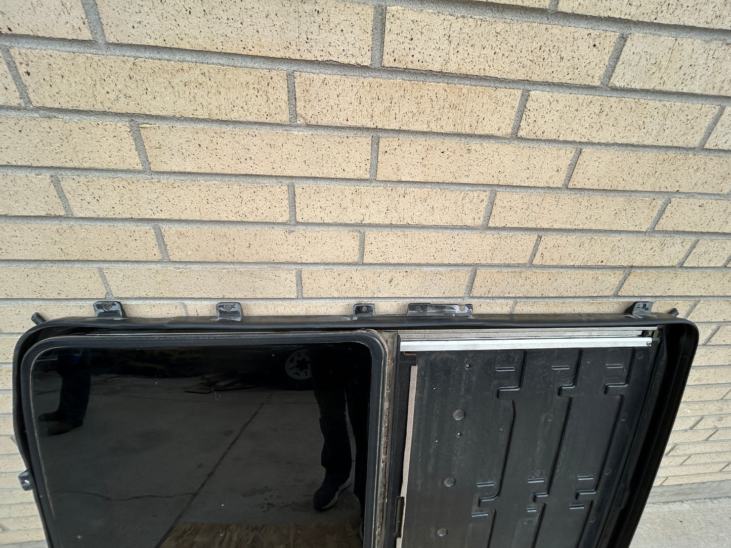1990-1995 Toyota 4Runner Sunroof Glass Assembly Glass Frame Beige Shade OEM