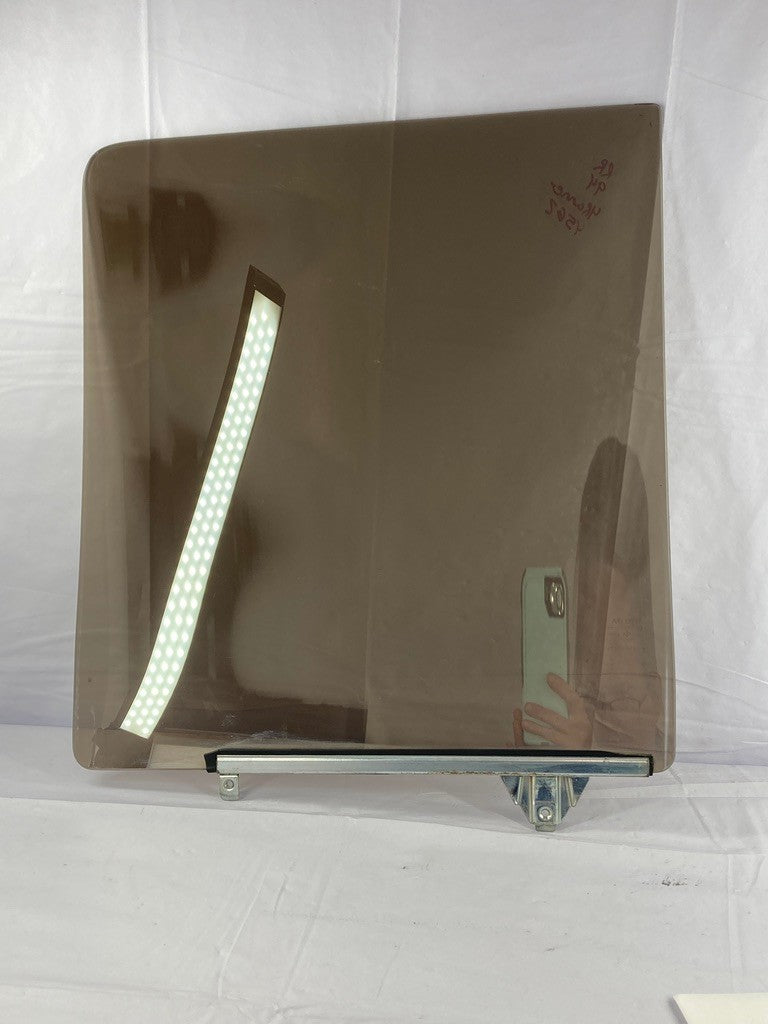 1990-1995 Toyota 4Runner Rear Right Door Window Glass Bronze Tint 68113-89110