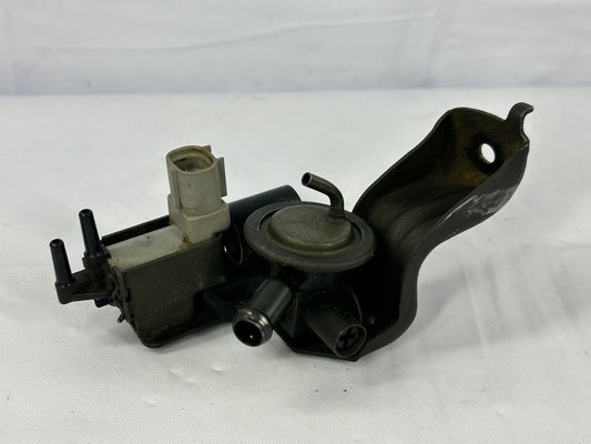 89-95 TOYOTA PICKUP 4RUNNER VSV AIR VACUUM SWITCH SWITCHING VALVE AC IDLE UP OEM