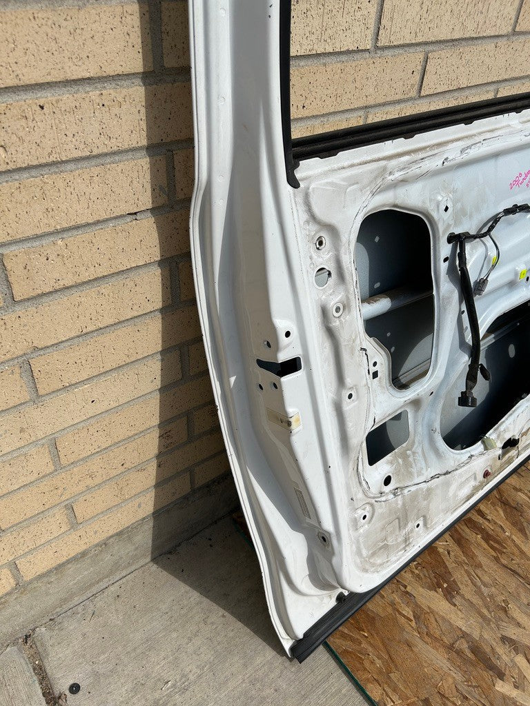 2000-2006 Toyota Tundra Left Front Door Shell White Color Code 056 67002-0C030