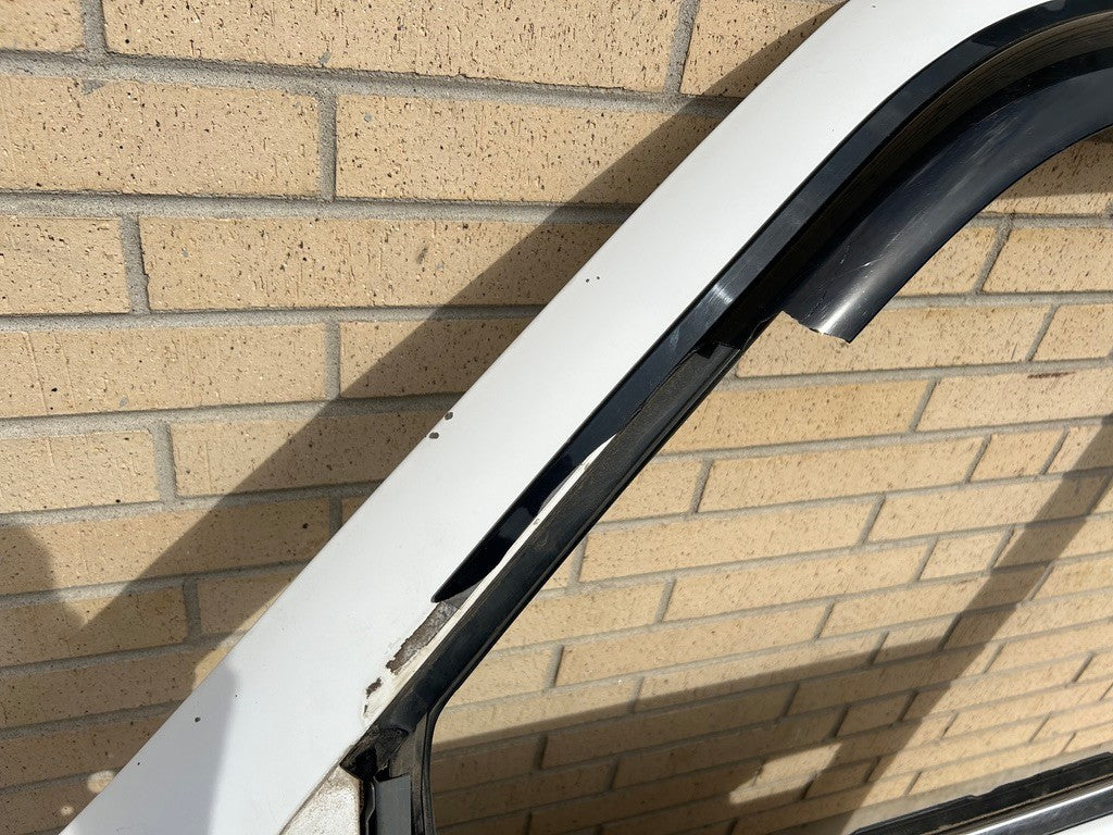 2000-2006 Toyota Tundra Left Front Door Shell White Color Code 056 67002-0C030