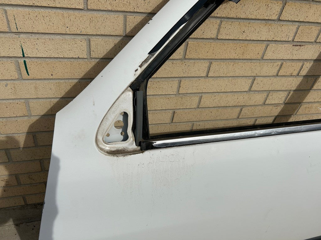 2000-2006 Toyota Tundra Left Front Door Shell White Color Code 056 67002-0C030