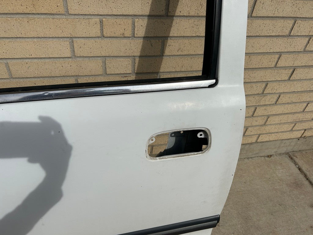 2000-2006 Toyota Tundra Left Front Door Shell White Color Code 056 67002-0C030
