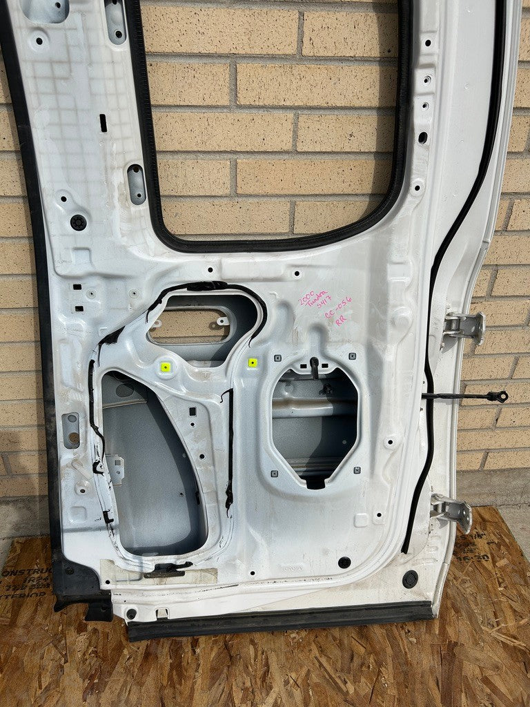 2000-2006 Toyota Tundra SR5 Access Cab Right Rear Door Shell White OEM