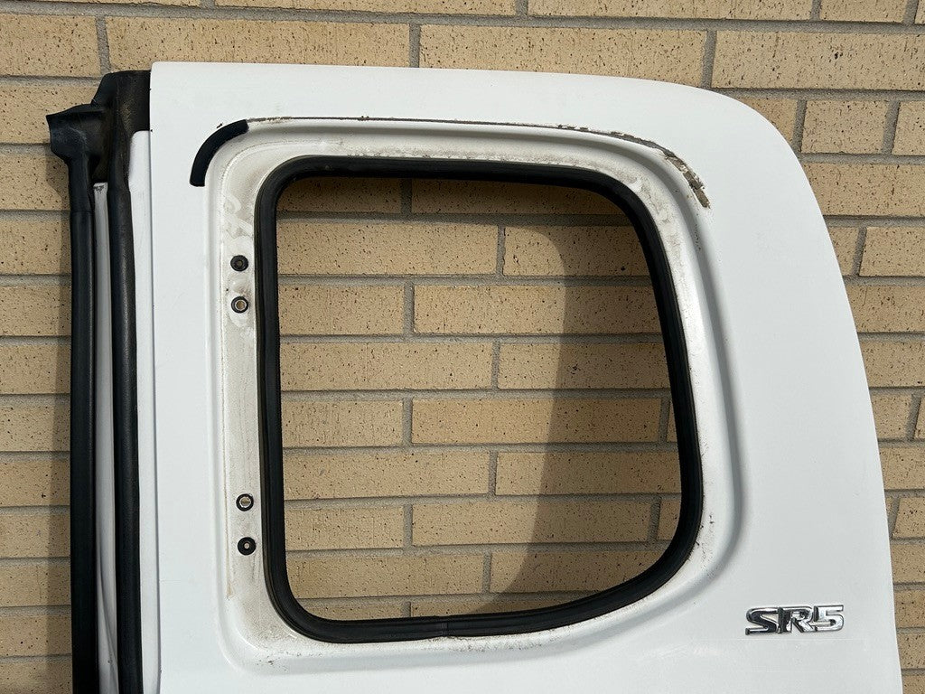 2000-2006 Toyota Tundra SR5 Access Cab Left Rear Door Shell White OEM