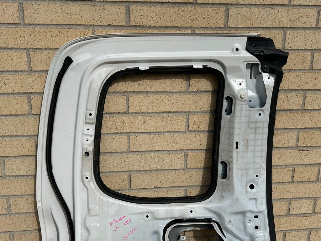 2000-2006 Toyota Tundra SR5 Access Cab Left Rear Door Shell White OEM
