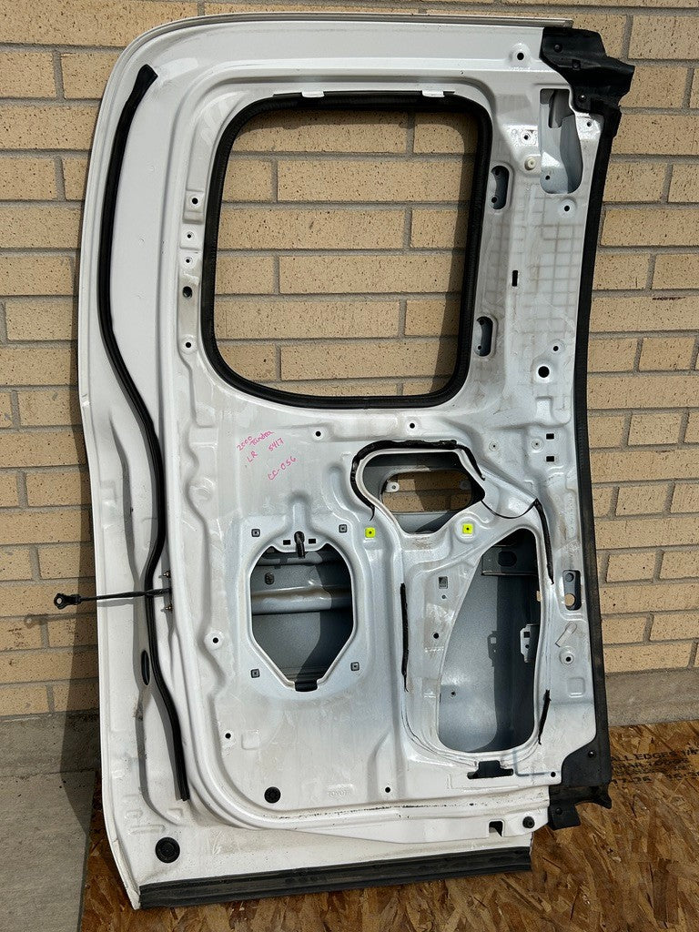 2000-2006 Toyota Tundra SR5 Access Cab Left Rear Door Shell White OEM
