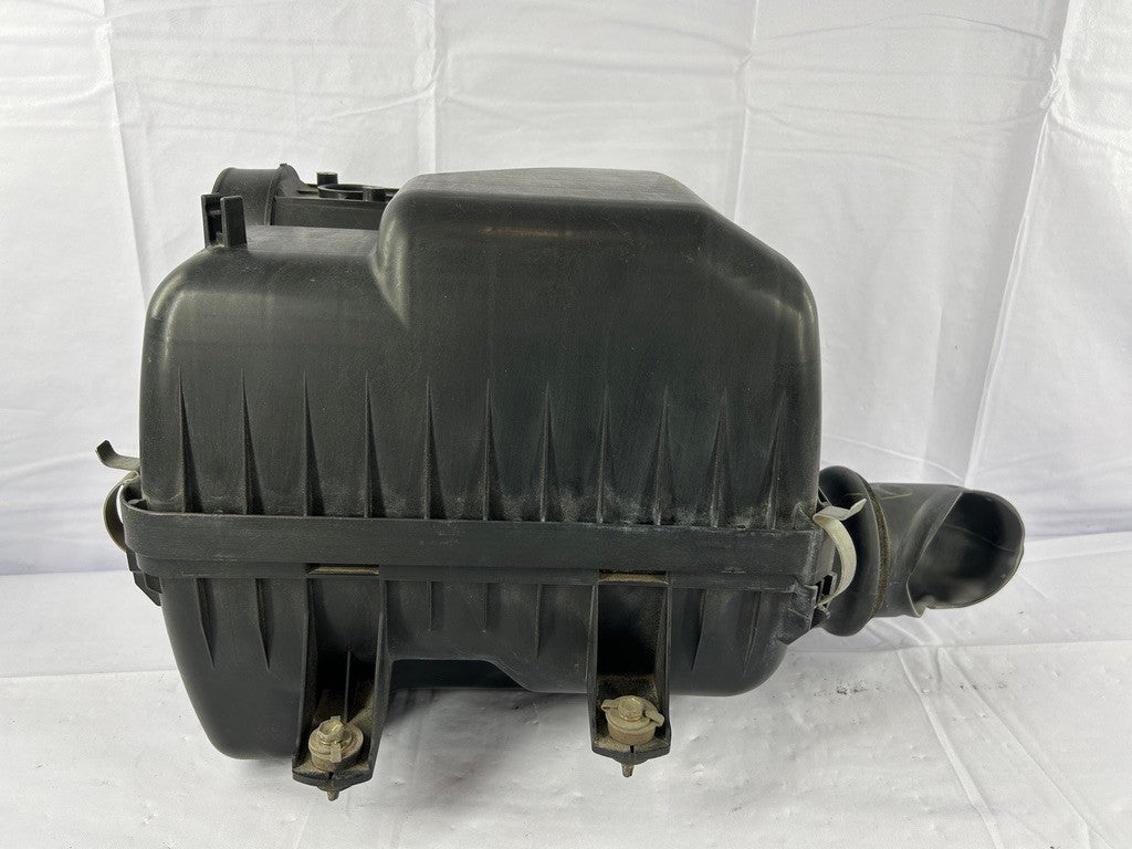 2000-2006 Toyota Tundra Air Filter and Housing Assembly OEM