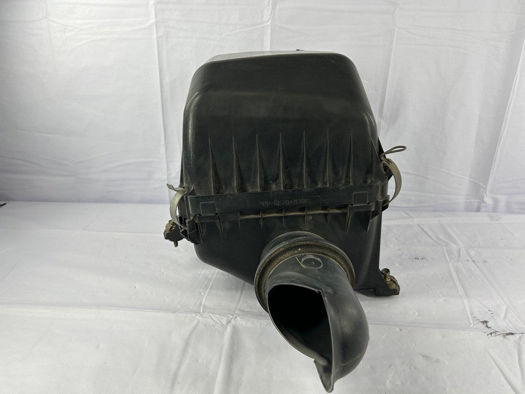 2000-2006 Toyota Tundra Air Filter and Housing Assembly OEM
